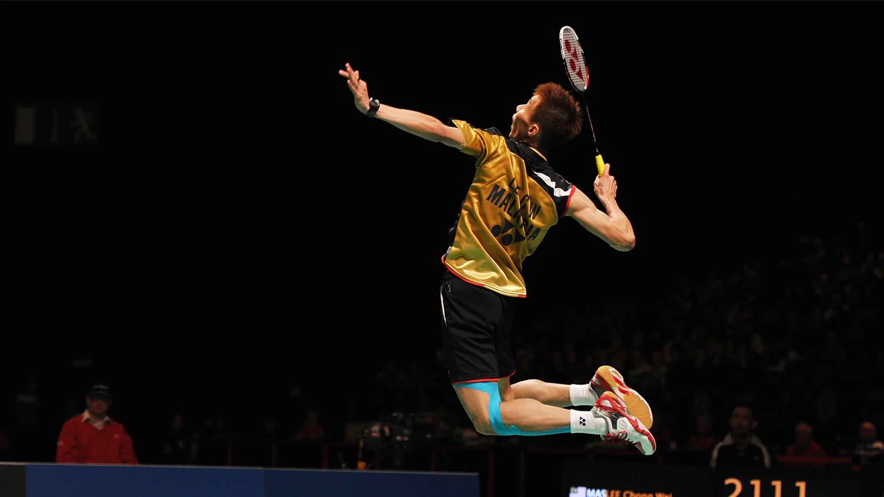 Improve Your Badminton Smash Like a Pro